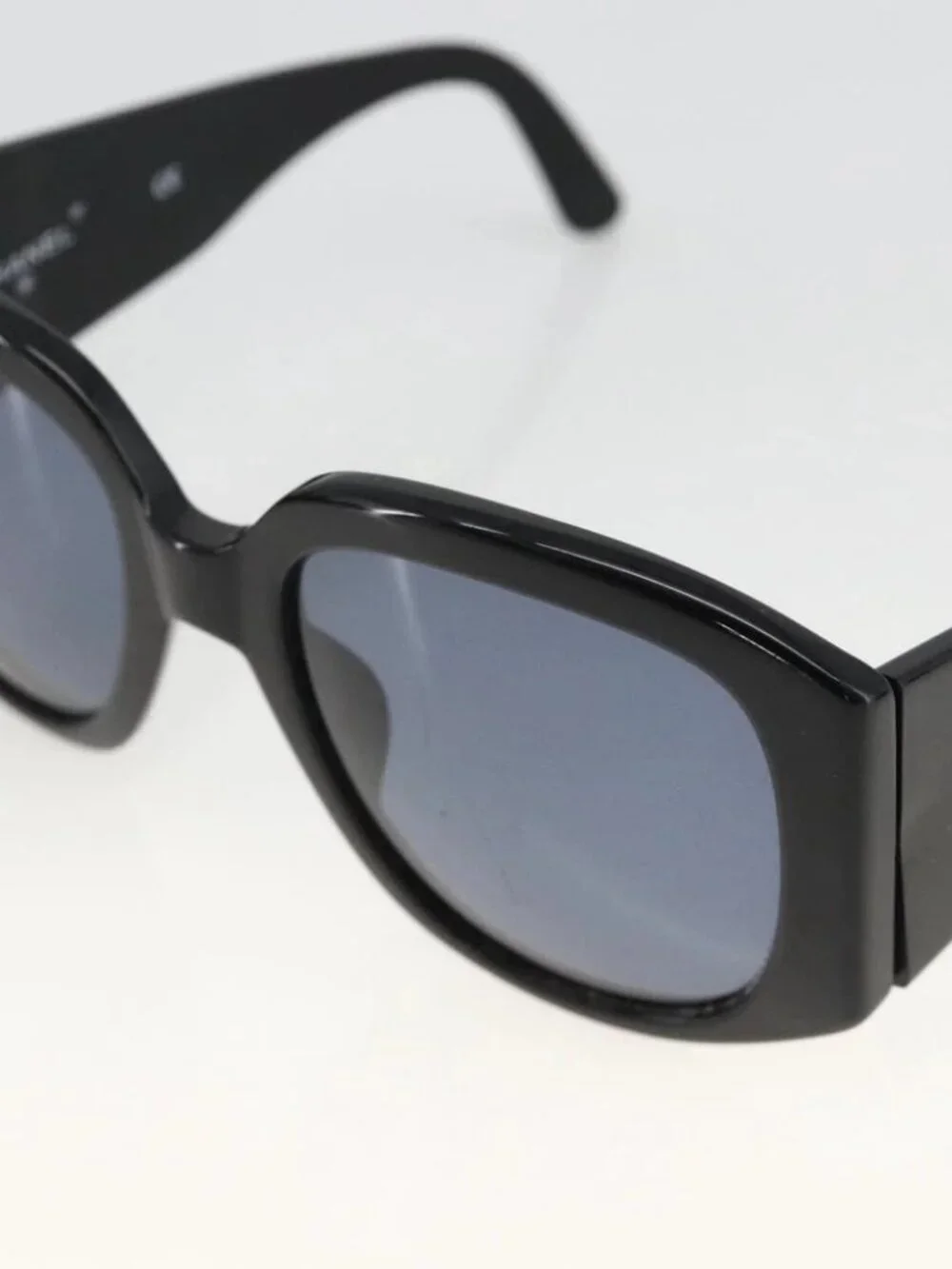 CHANEL Sunglasses plastic Black CC Auth ka3619